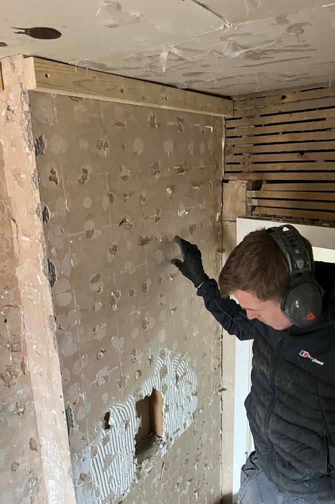Image of Plumb Yorkshire Ltd. team member at work.